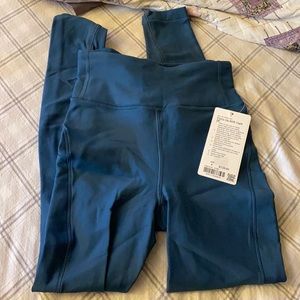 Lululemon NWT Flurry Up SHR Tight